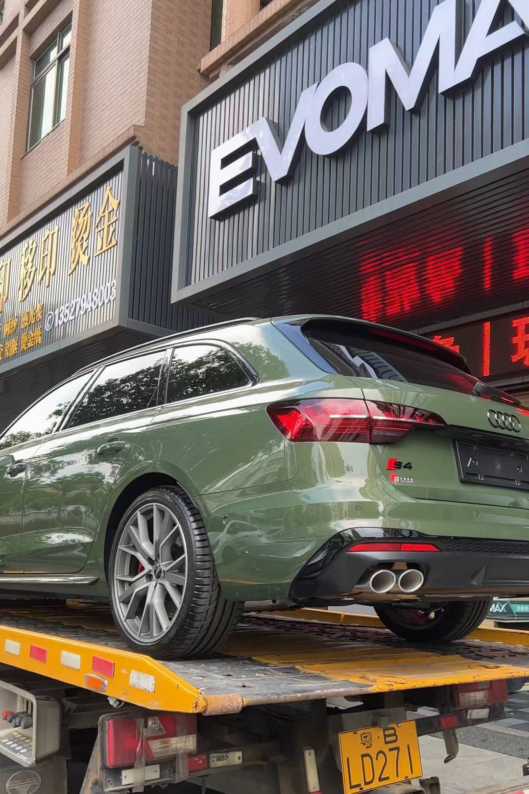 奥迪a4装贴evomax隐形车衣 车漆光亮如新