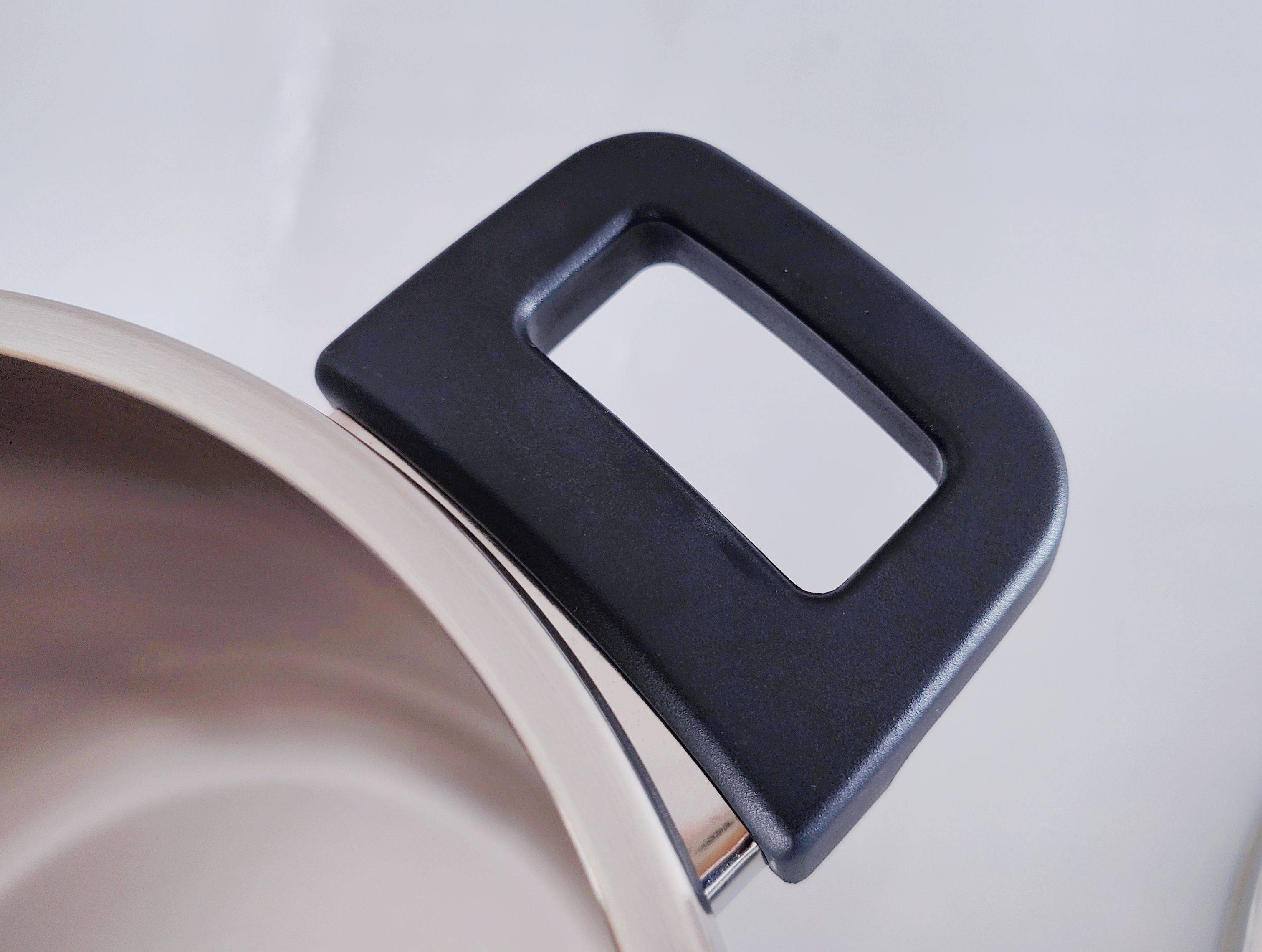 轻松做饭,帝伯朗花样系列-聚光智控压力锅