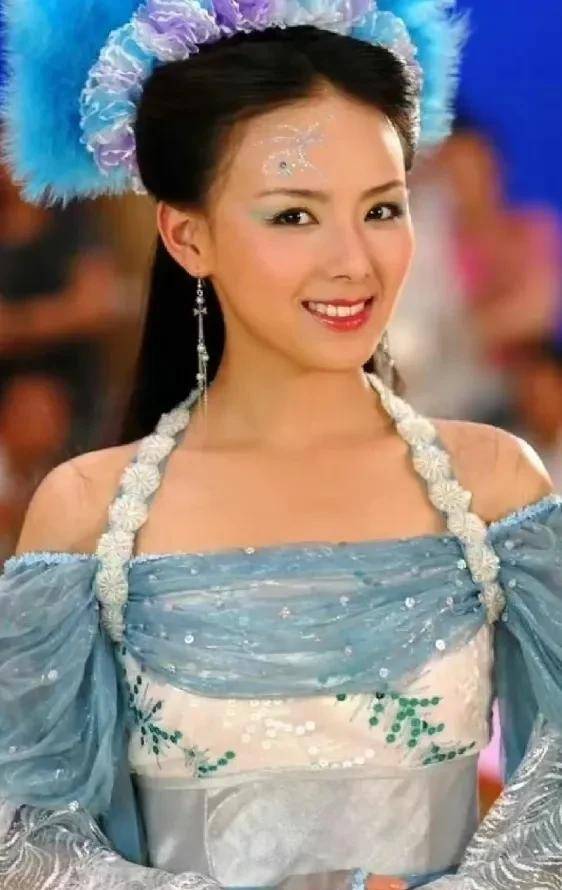 当时七仙女的演员,我个人认为霍思燕是最漂亮的.