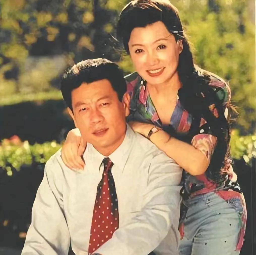 不老男神巫刚:与前妻15年无子,和陈瑾相伴20年未婚