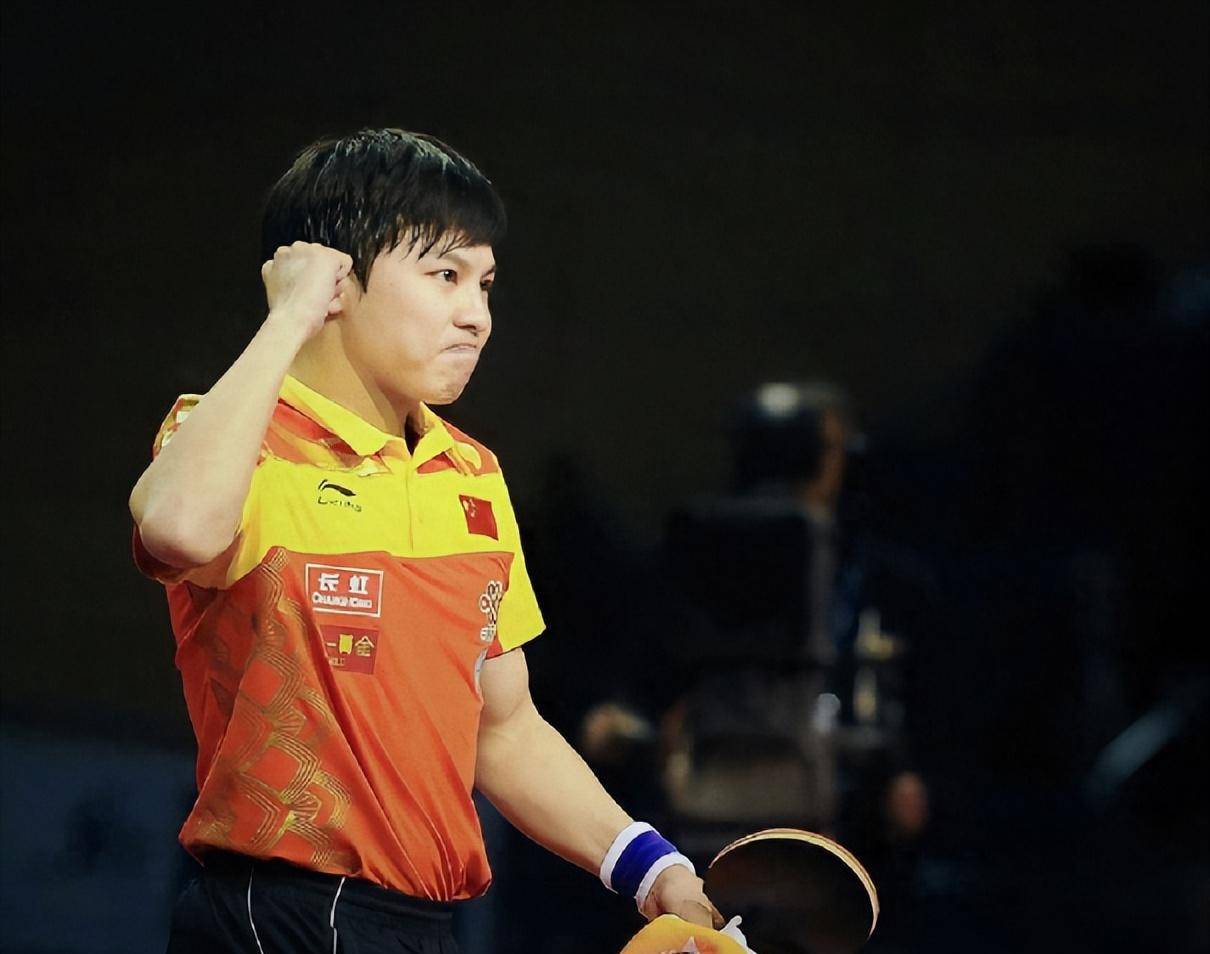 刘国梁被陈玘独特的打法迷住了,他立即决定要好好培养这个苗子.