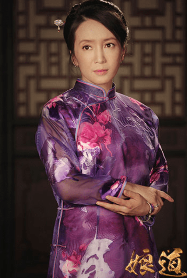 演员胡小庭:嫁平凡丈夫,父母相继离世,如今45岁丈夫被宠成宝_角色