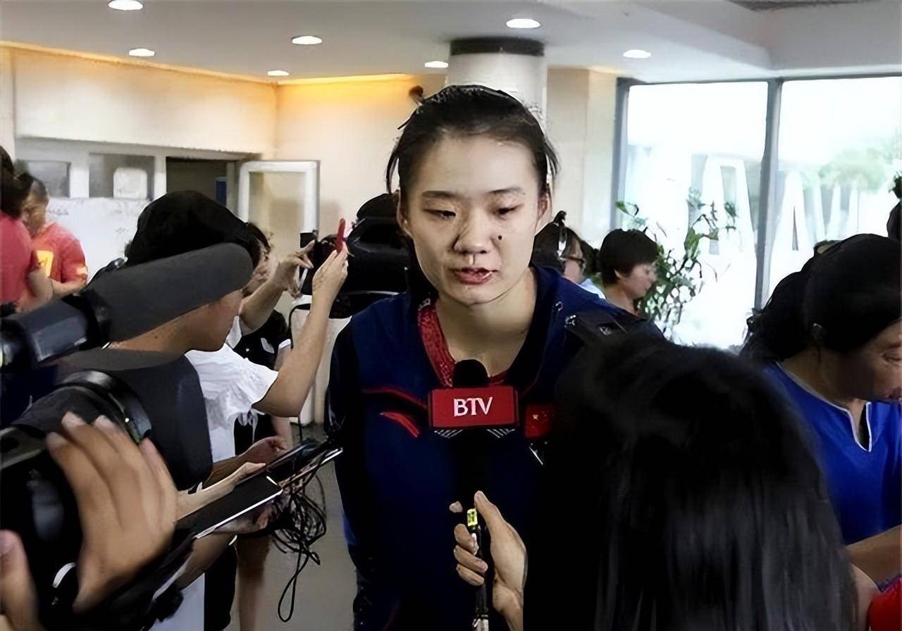 体育冠军郎平的爱将,被禁赛4年后当上了教练,如今的她怎么样了_杨方旭