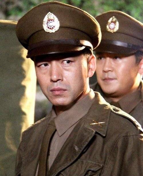 军统特务杀害300多名战士,躲在农村被评为劳模,最终结局如何_杨进兴