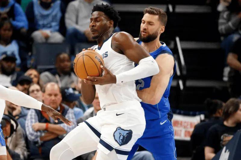 g3战报:擒灰熊,独行侠开局三连胜_比赛_卢卡·东契奇_犯规