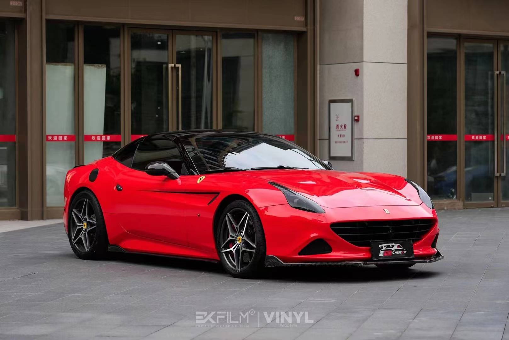 法拉利加州ek改色膜法拉利红,迄今为止最火的红色_搜狐汽车_搜狐网