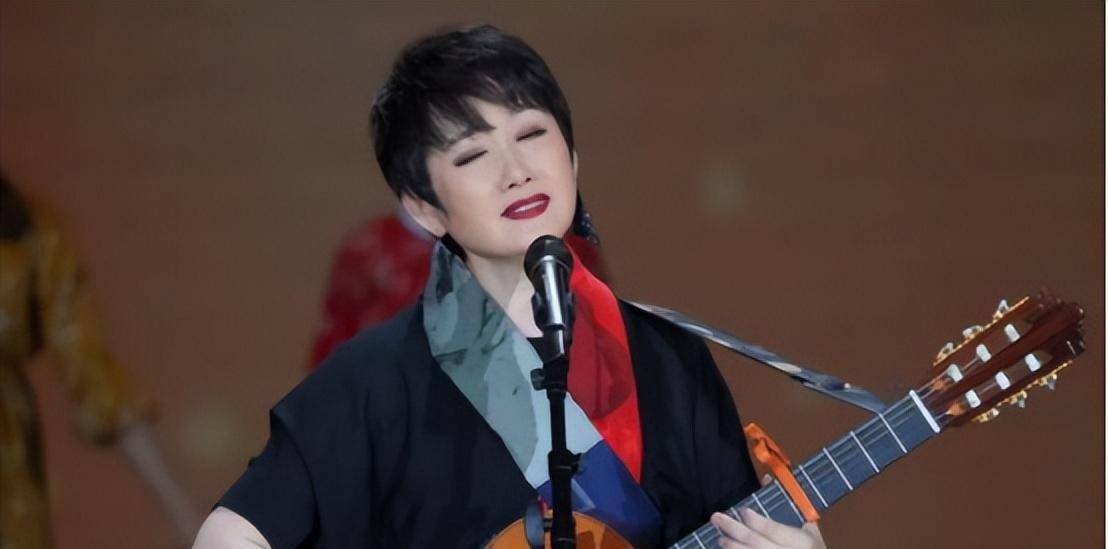 和王刚离婚22年后,62岁的成方圆老成了这样子,王刚:我对不起她_婚姻