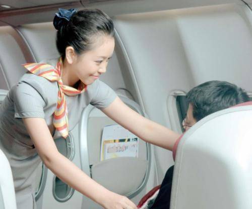 空姐下飞机后，为何都选择去酒店而不是回家？空姐说出实情(图4)