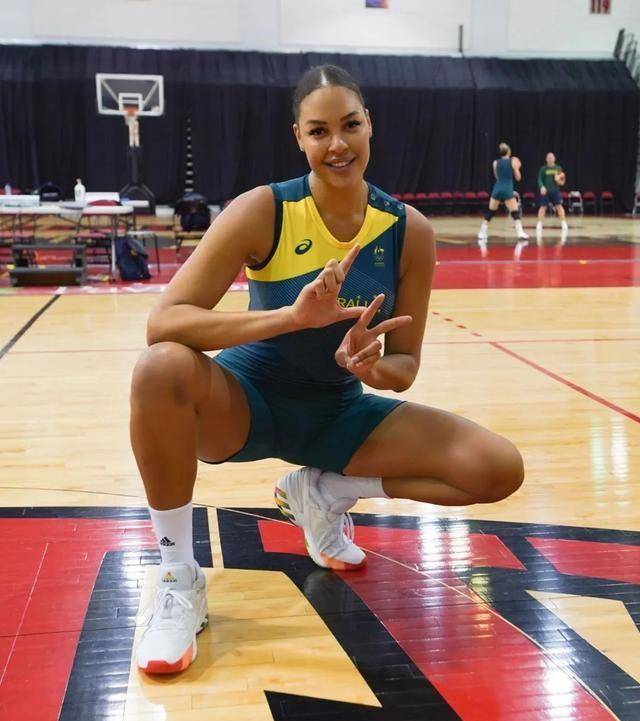 澳大利亚女篮坎贝奇图片