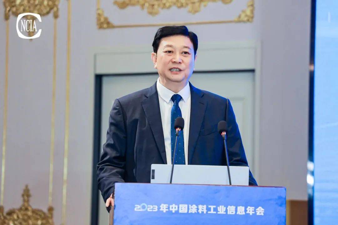 会上,明光市委常委,副市长张瑞作主持,中共明光市人民政府市长张传宗