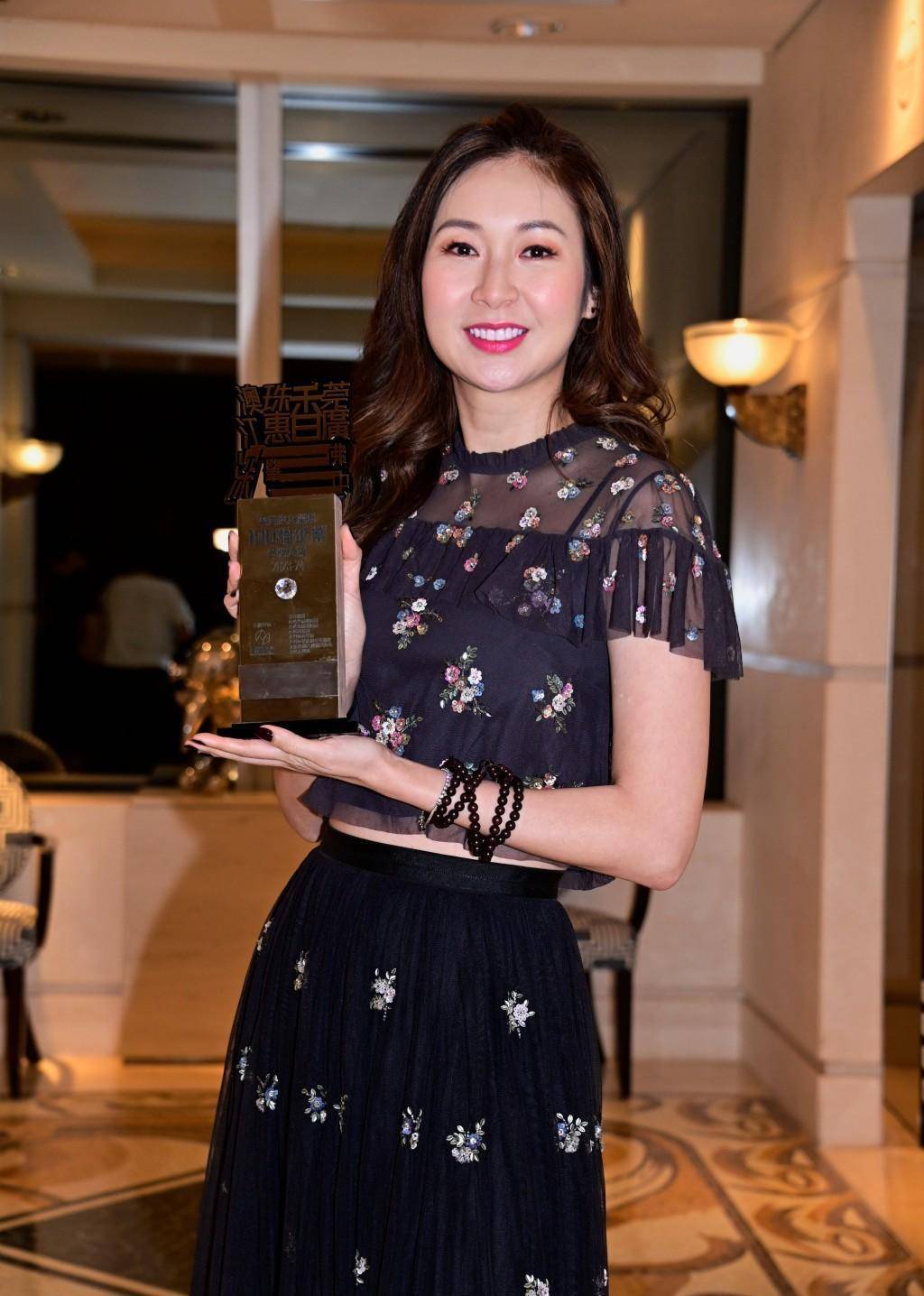 笑称不怕黄子韬赖账_吴岱融_湾区_直播