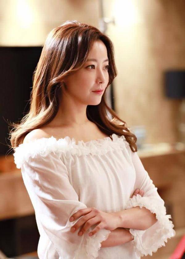 国外女明星人气榜,个个让人神魂颠倒_外国_排名_气质