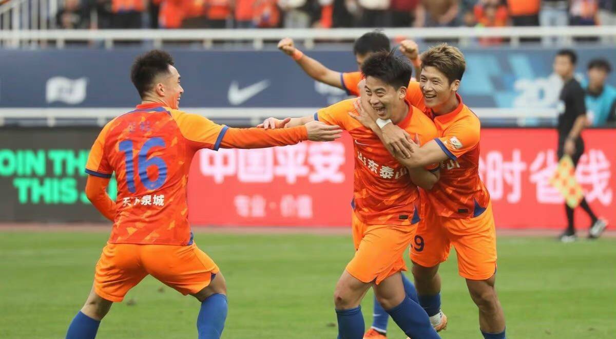 奇兵进3球 老将进球,崔康熙为亚冠一举两得_比赛_山东_吉翔