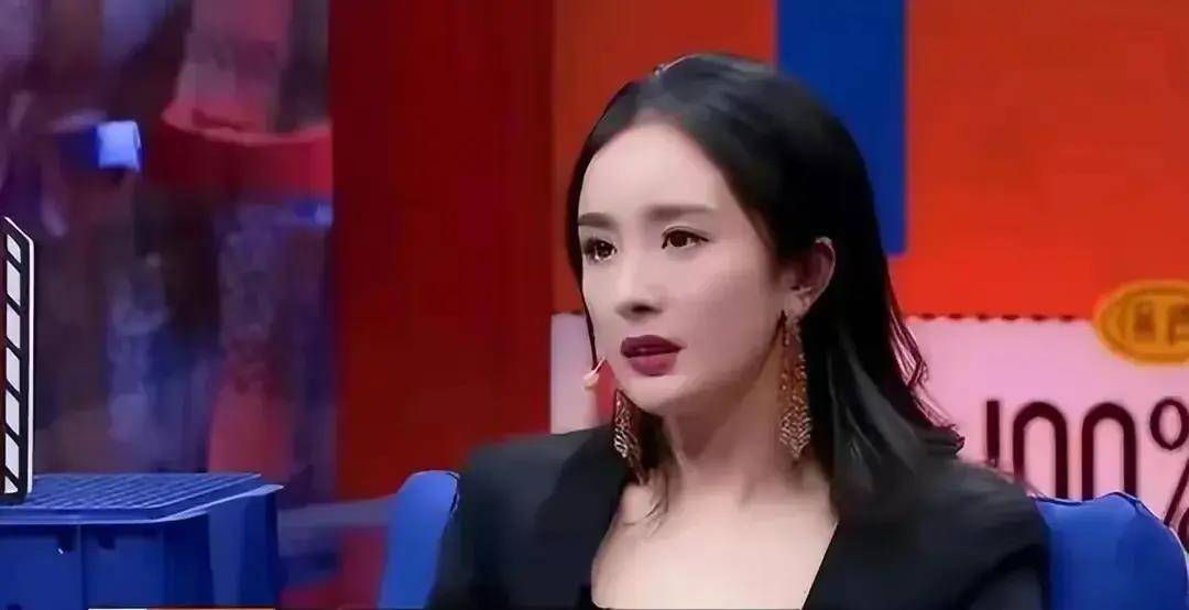 杨幂:陪睡觉太正常了,进组几个月,大家都需要解决生理问题_言论_社会