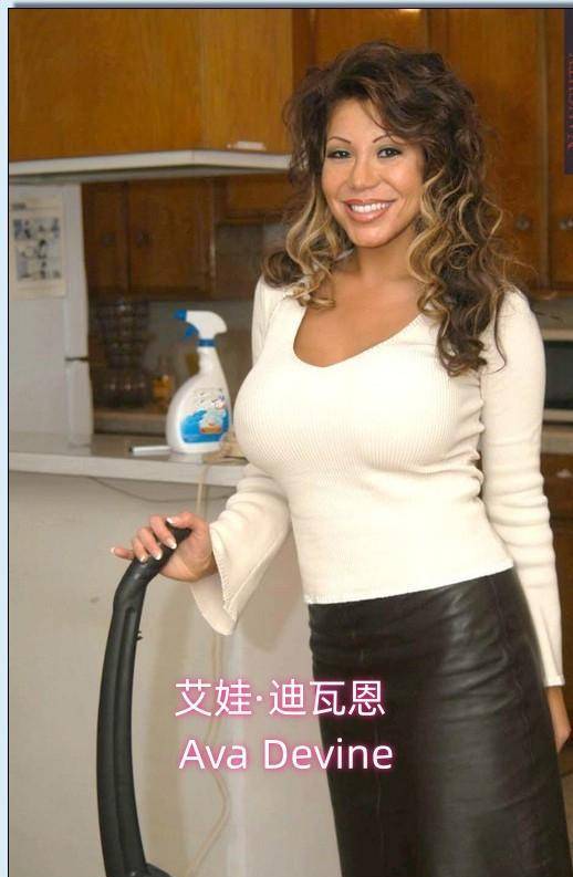 熟龄芬芳,散发永恒之美:欧美业界美熟女的迷人韵味_佐伊·霍洛威_电影