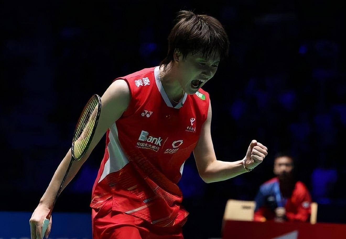 国羽4胜3负,唯独男双出局,林丹的表情太精彩了!_李诗沣_决赛_羽毛球