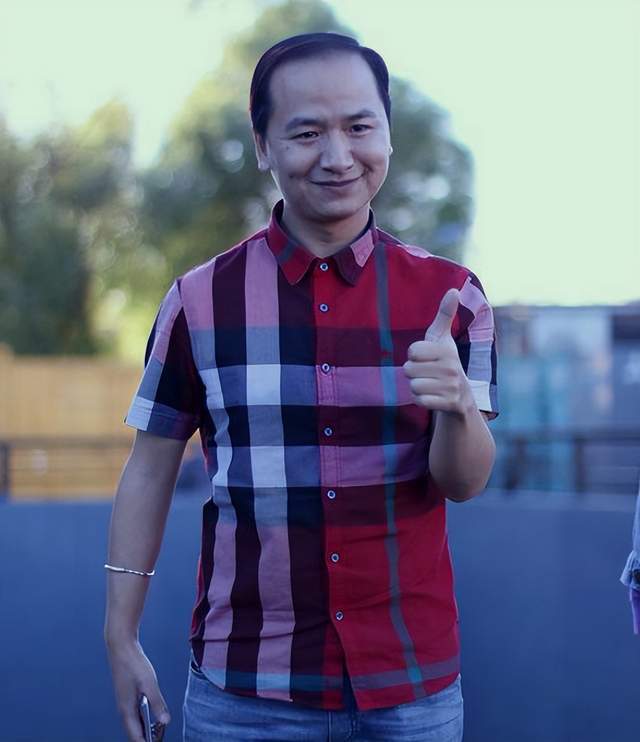 郑云自曝亏损几千万!