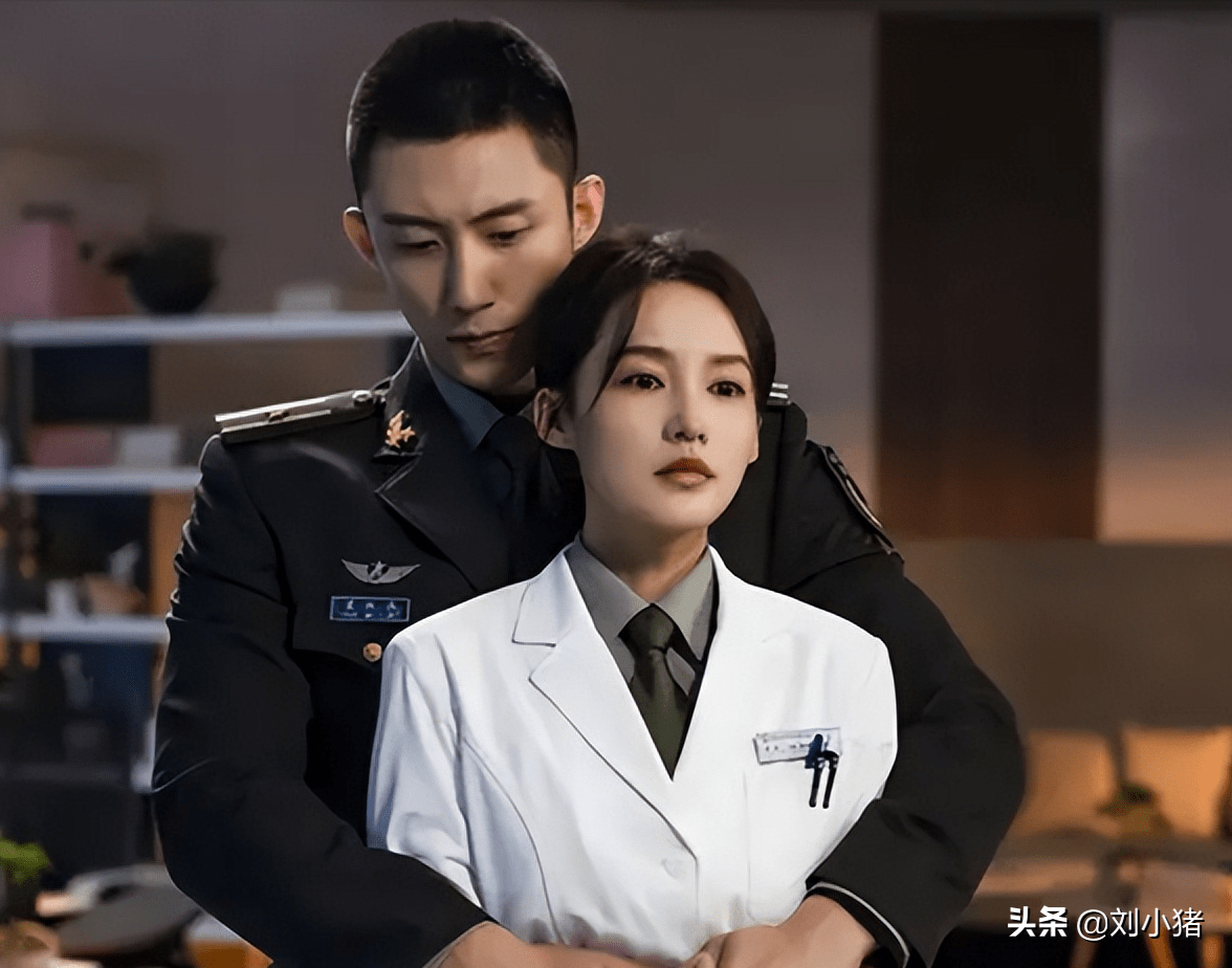模特出身的3个男演员,徐凯红,黄景瑜帅,最后1个越老越有魅力_胡兵