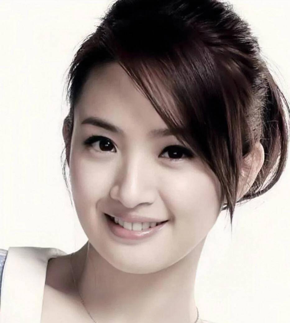 吃香,整容蛇精脸盛行,惨烈的娱乐圈现状让人担忧_圆脸_陈妍希_谭松韵