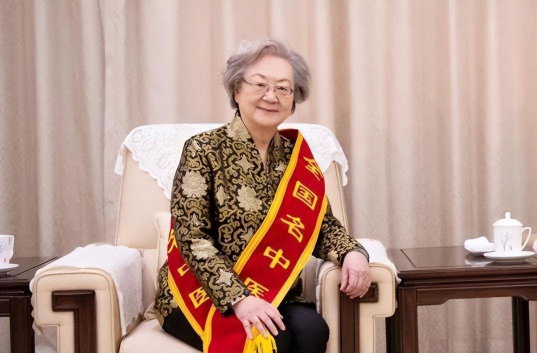 何嘉琳:"何氏妇科"第四代传人,中医妇科的集大成者_成就_医生_治疗