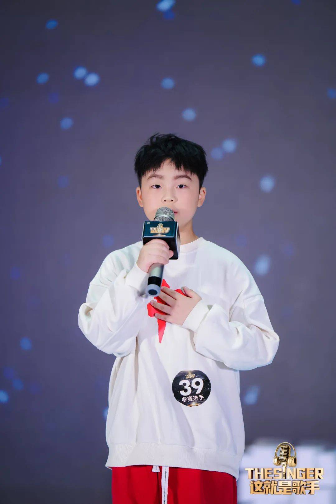 代言人专访 | 祝贺霍亚歆获本届《这就是歌手》上海形象代言人亚军