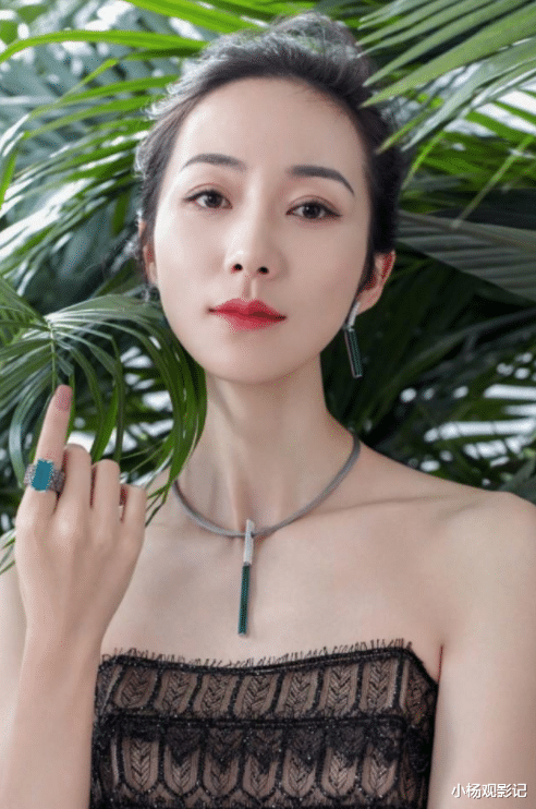 背地是富家千金的6位女星,她们最不怕的就是潜规则_虞书欣_生活_乔欣