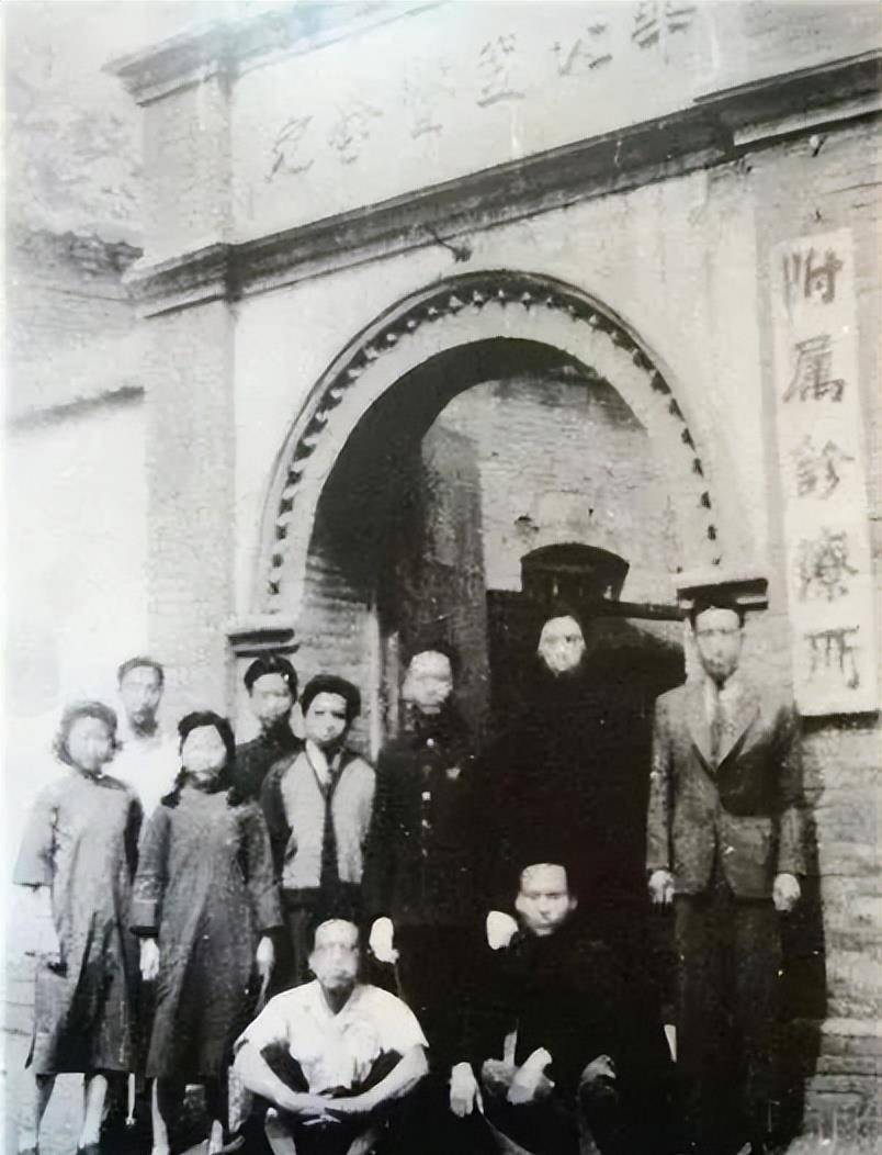 以一己之力挽救中医,晚年无偿捐献十大药方_施今墨_因为_北京