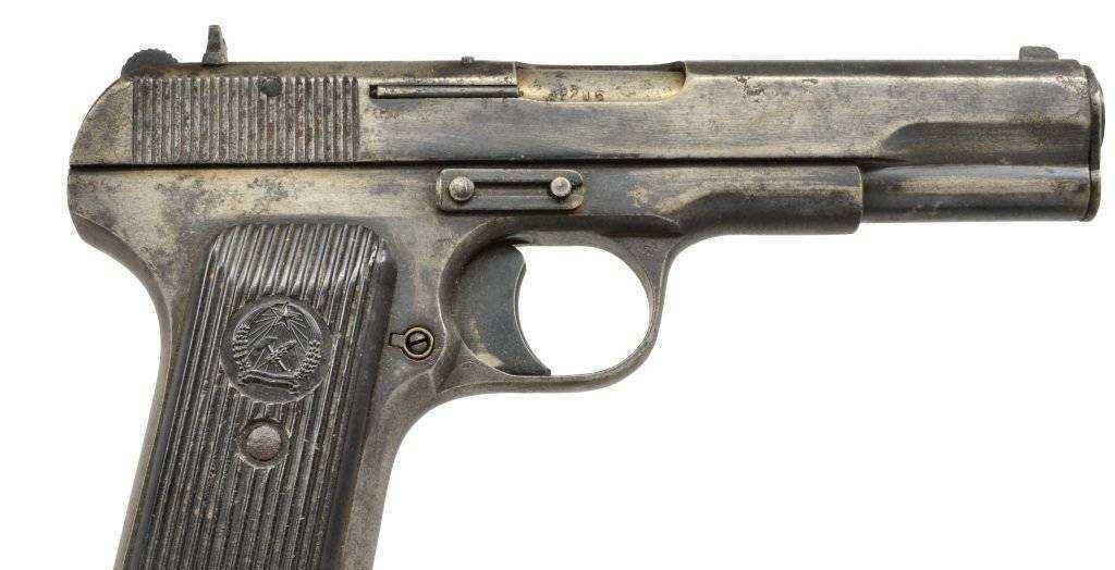 在冲锋枪面前卡宾枪就是烧火棍,1968年青瓦台袭击事件中的轻武器_郑钟