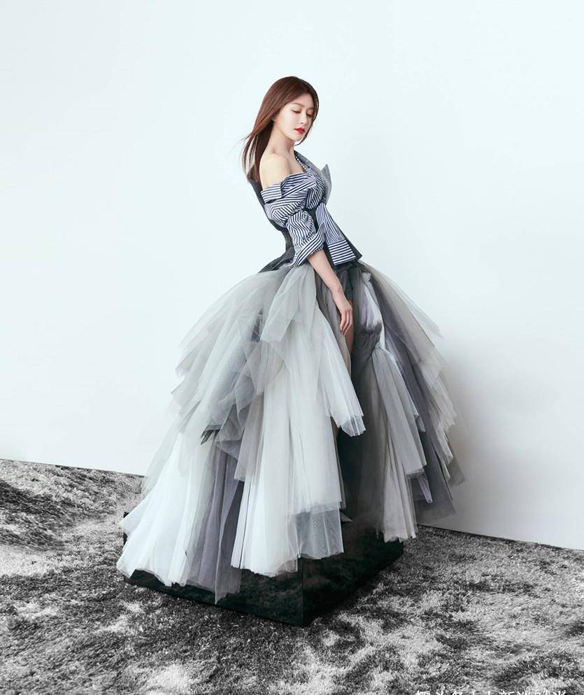 秦岚这是豁出去了?