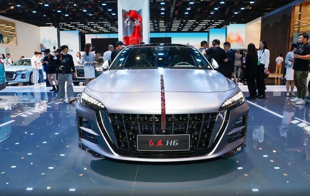 终端优惠3万,红旗h6是最像cc的轿跑,小20万的它值得买吗_搜狐汽车