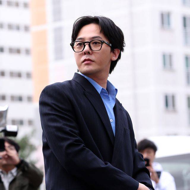 权志龙尿检呈阴性被怀疑销毁证据,警方采集其指甲检查_调查_结果显示