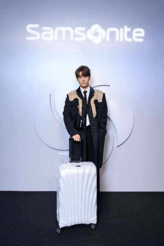 活动现场群星荟萃,samsonite(新秀丽)韩国品牌代言人----李栋旭(lee