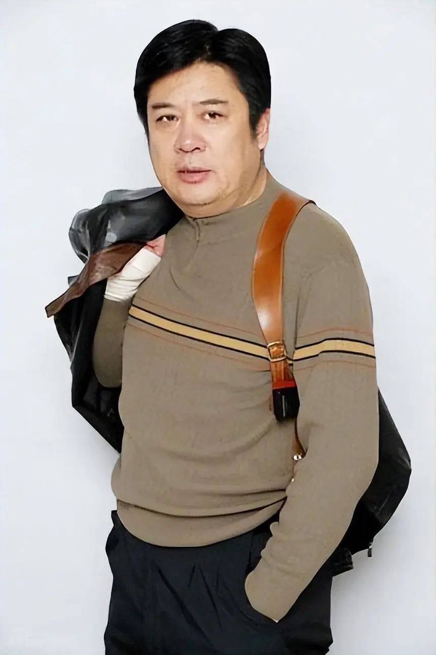 男主角张潮:演郑一民差点死在剧组,他离婚又再婚_王茜_金铭_丁志诚