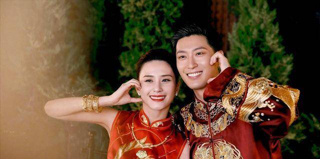 何超莲闺蜜和詹子晴说"帅哥最伟大",掀起窦骁嫁入豪门的尴尬事件_婚姻