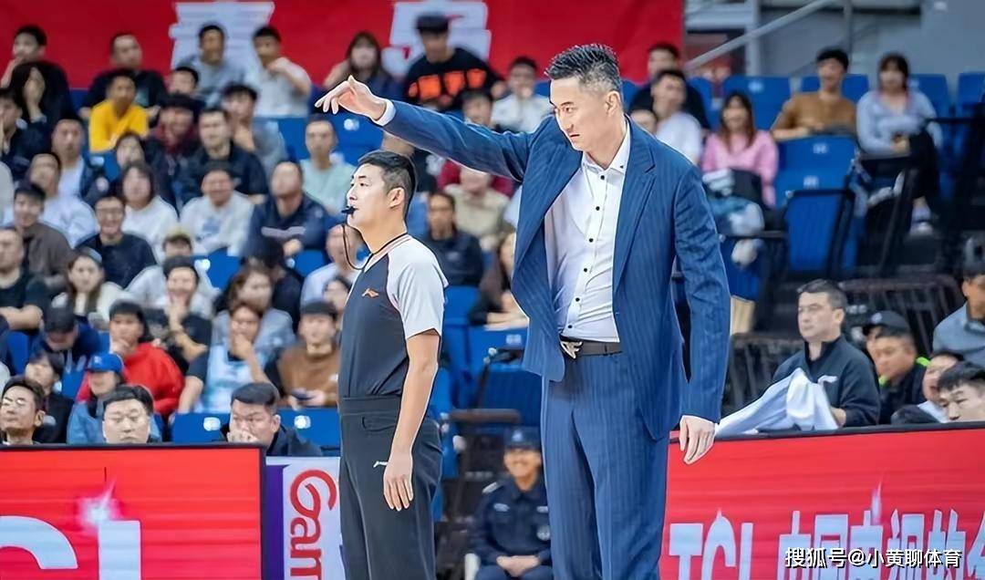 广东宏远签新外援,引进刘传兴,冲击总冠军_朱芳雨_周琦_内线