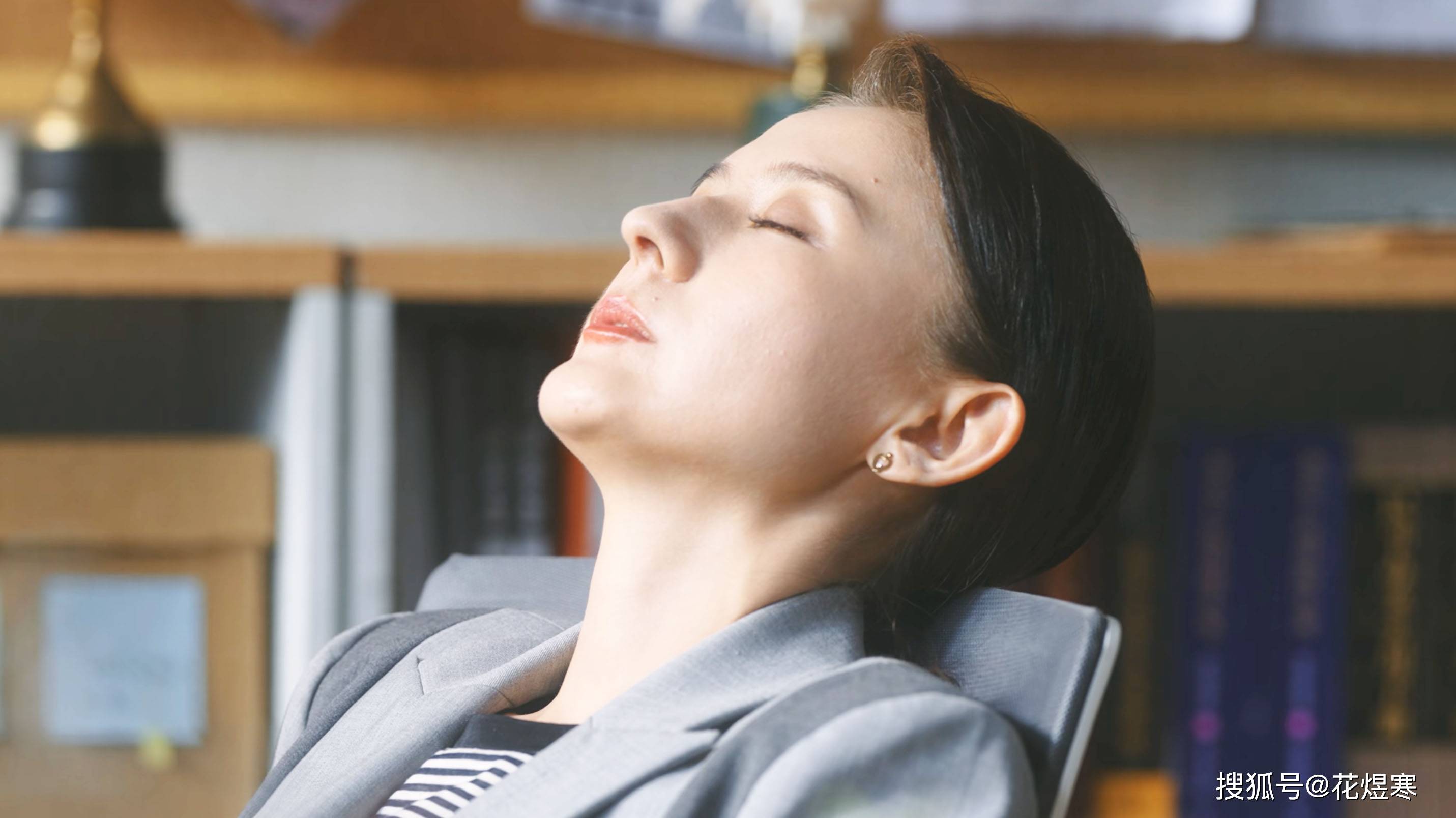 《无所畏惧》女孩被职场"性骚扰",反被网暴,谁是坏人的帮凶?