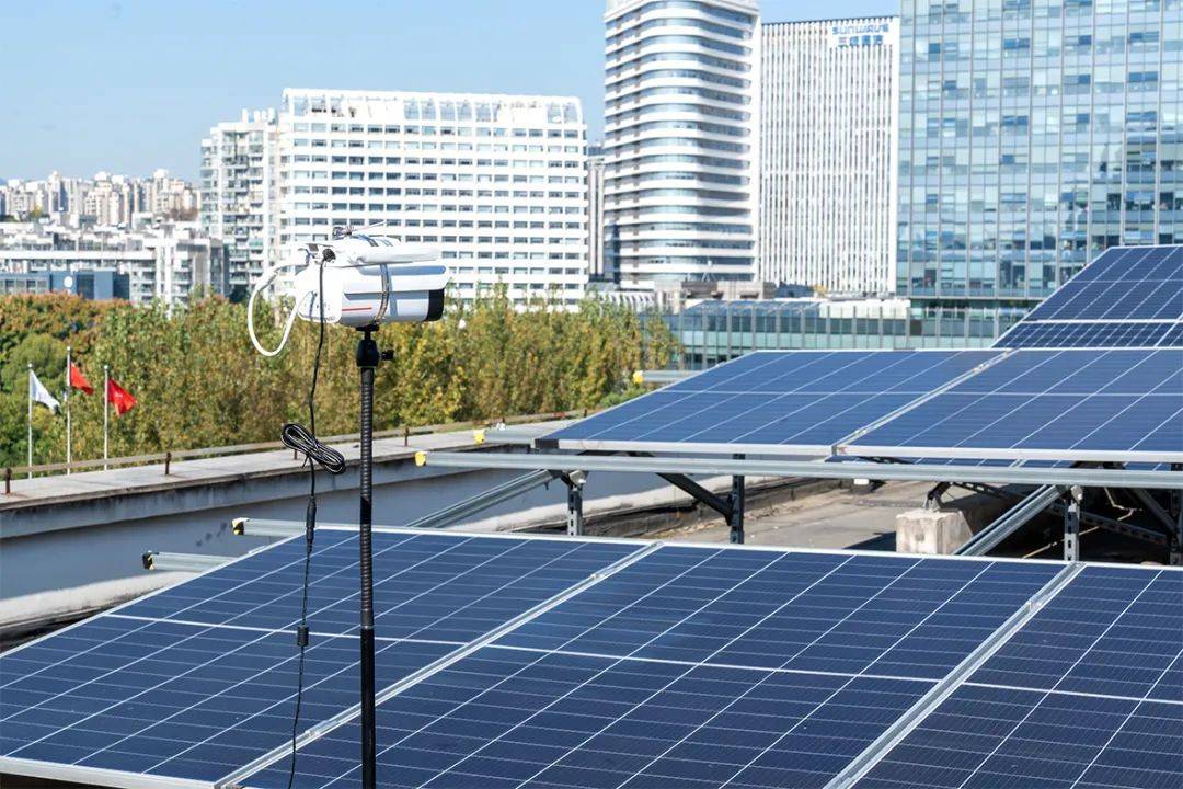 绿色能源新时代的曙光:太阳能网行业动态