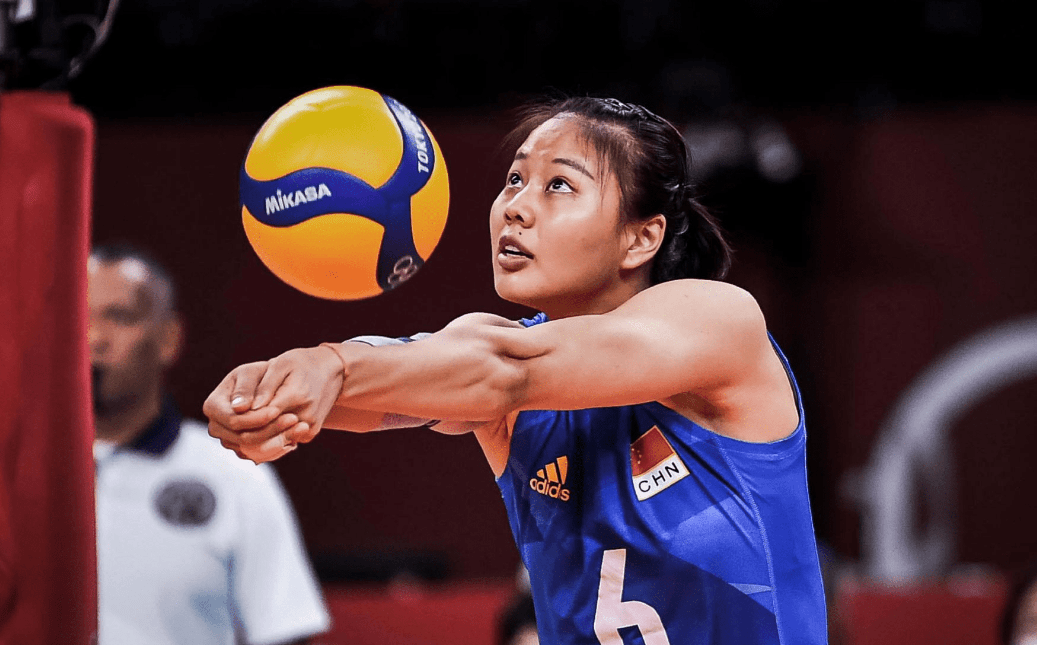 龚翔宇稳定输出,提供有力保障,江苏女排胜浙江_比赛_技战术_胜利