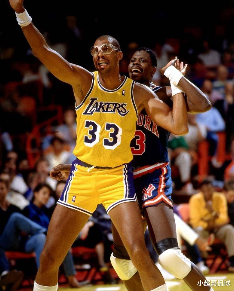 贾巴尔的历史地位不会历史得分王而上升跟下滑,他就是nba前三_篮球
