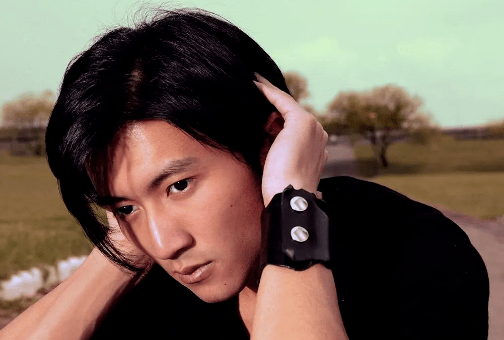 谢霆锋面临长子断绝关系,谢贤好言相劝却痛哭,背后真相令人唏嘘!