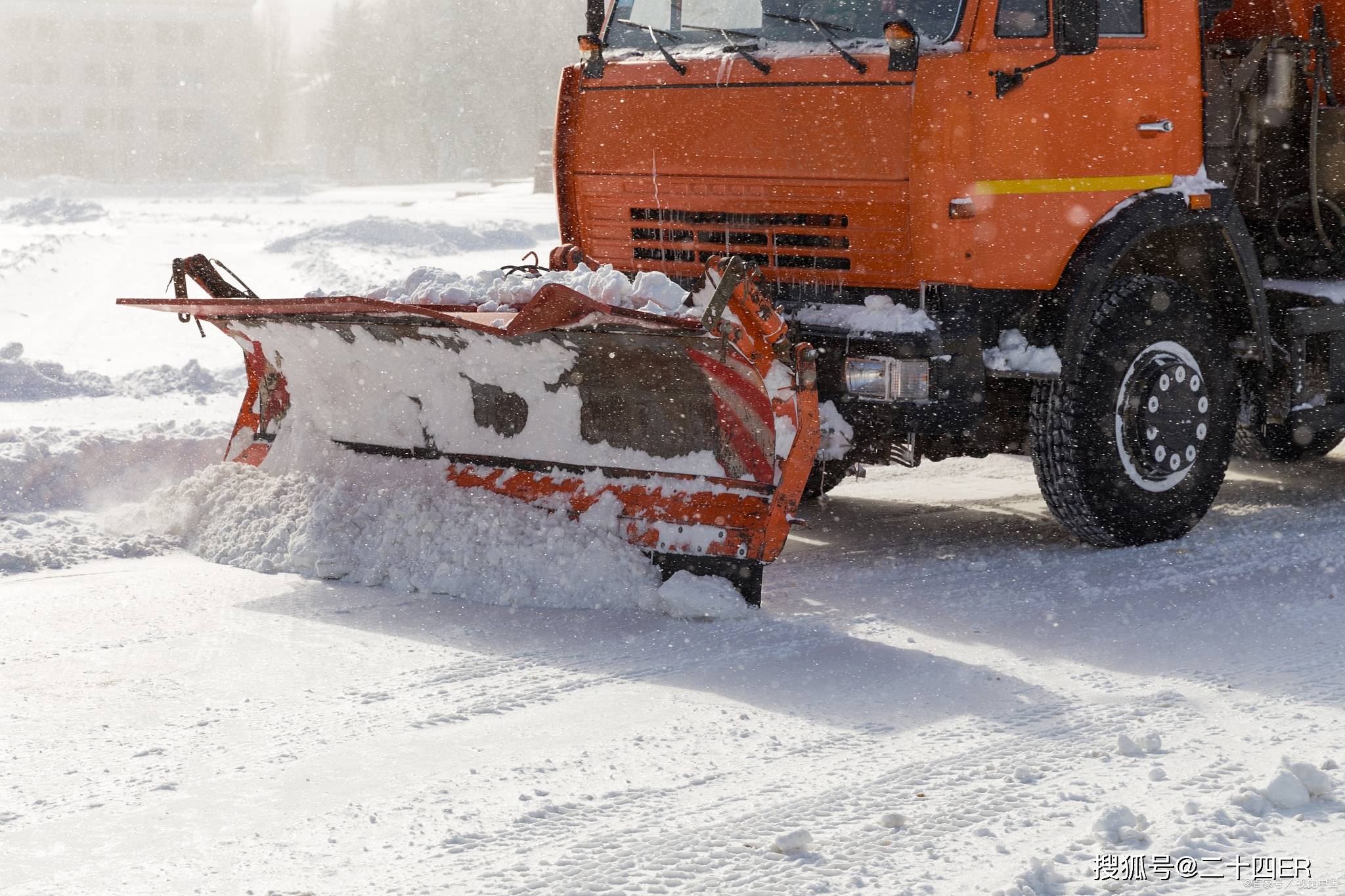 榕桑科技扫雪车 冬天除雪的得力帮手