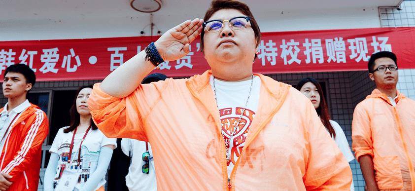 5亿资产定居英国?韩红早就看透了这类明星_声音_消息_人民