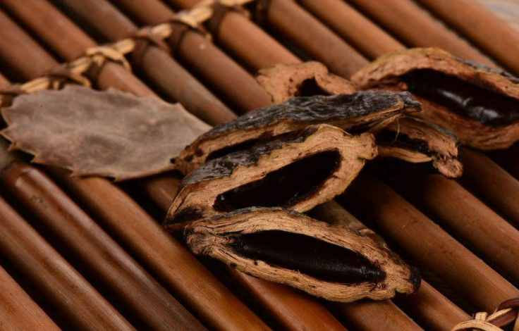 为啥槟榔易上瘾,且会危害到身体健康,国家却不禁止生产?