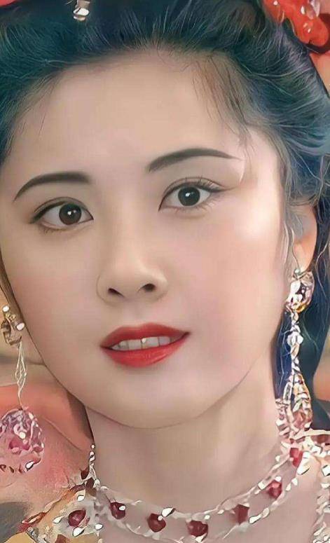 女儿国国王朱琳:为何会说假戏真做呢?_舞蹈_西游记_生涯