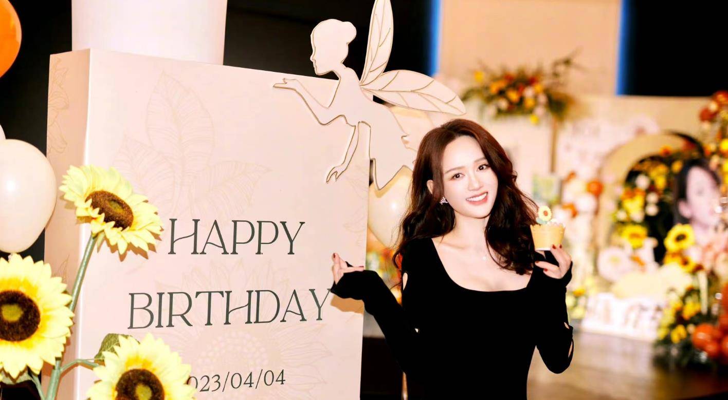 然而,随着年龄的增长,陈乔恩的演艺生涯却越来越狭窄.