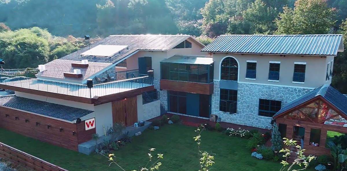 《快乐老友记》乔迁新居,苏醒爆笑书单效果拉满,陈楚生沉浸式演绎初恋