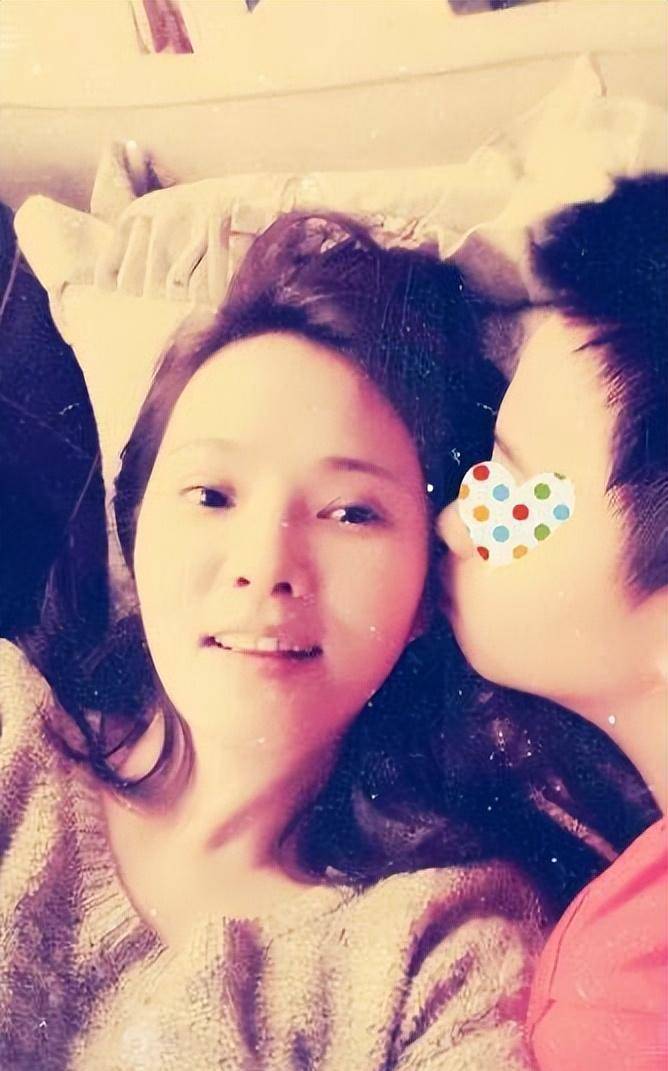 伊能静小哈利提前毕业惊艳纽约大学_母子_儿子_母爱