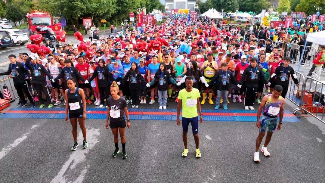 "唤醒心中的英雄"2023腾马强势回归,鸣枪开跑_腾冲_比赛_选手