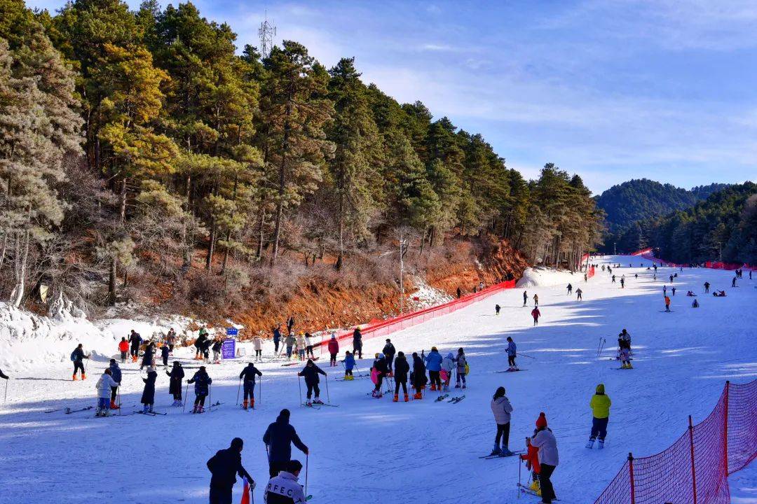 玉华宫滑雪场图片