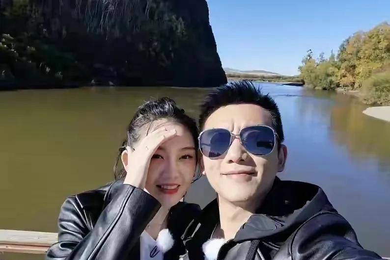 网友曝定位疑似造假,照片中嘉宾ip地址不在新疆_苗苗并